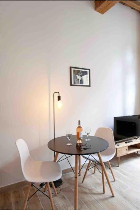 Appartement Lumineux En Centre-Ville Арль Екстер'єр фото